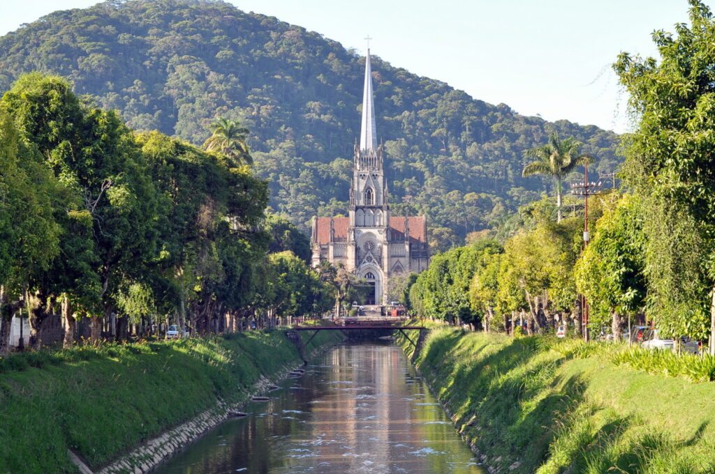 Guia de turismo em Petrópolis: profissionalismo, cultura e experiências inesquecíveis Guia de turismo em Petrópolis: profissionalismo, cultura e experiências inesquecíveis