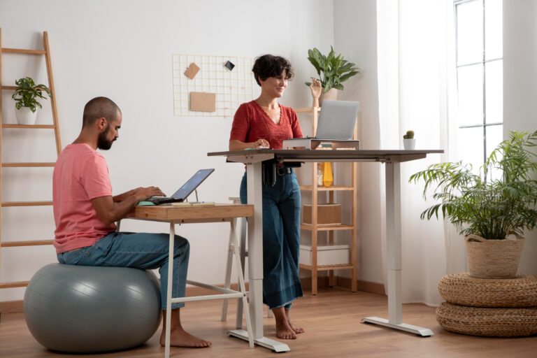 Ergonomia home office: práticas NR-17 para gestores de RH e SST